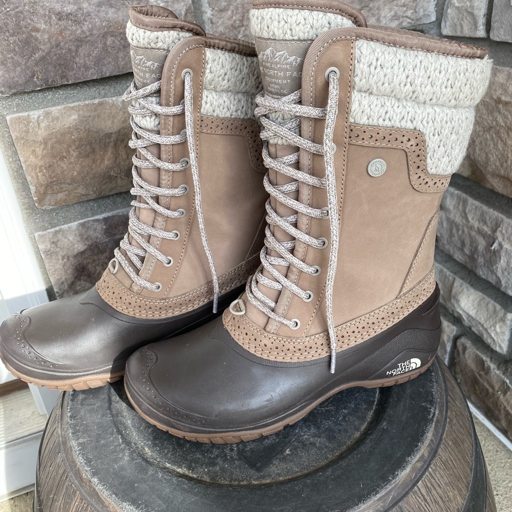 North face Shellista II size 7